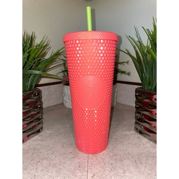Starbucks Dragonfruit Venti Studded Cold Cup NWT 24oz - Picture 2 of 2
